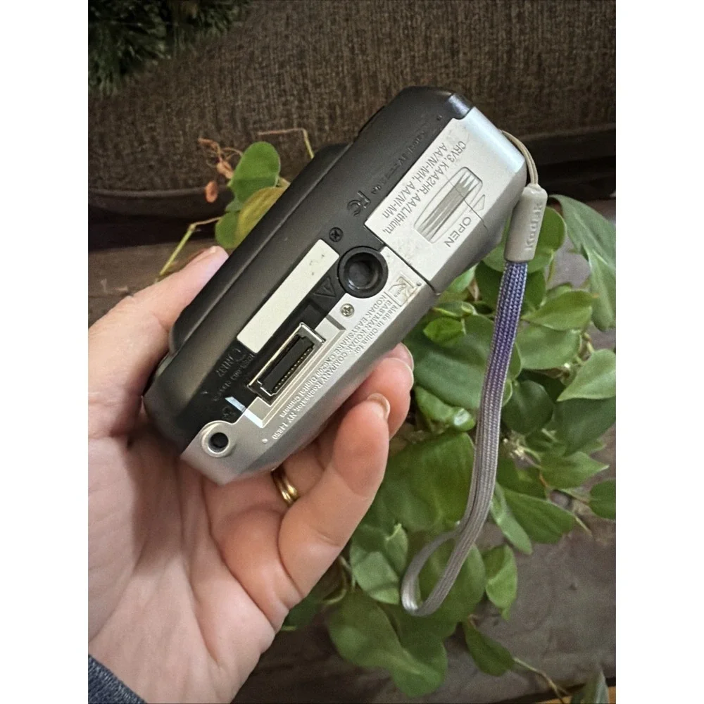 Kodak Digital Camera EasyShare CX6200 2.0MP Silver Tested